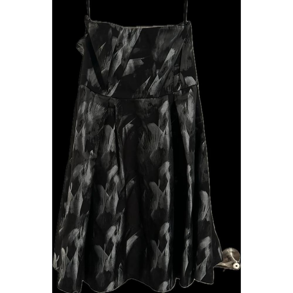 Women's White House Black Market Black and Gray Feather Print Dress Size 12